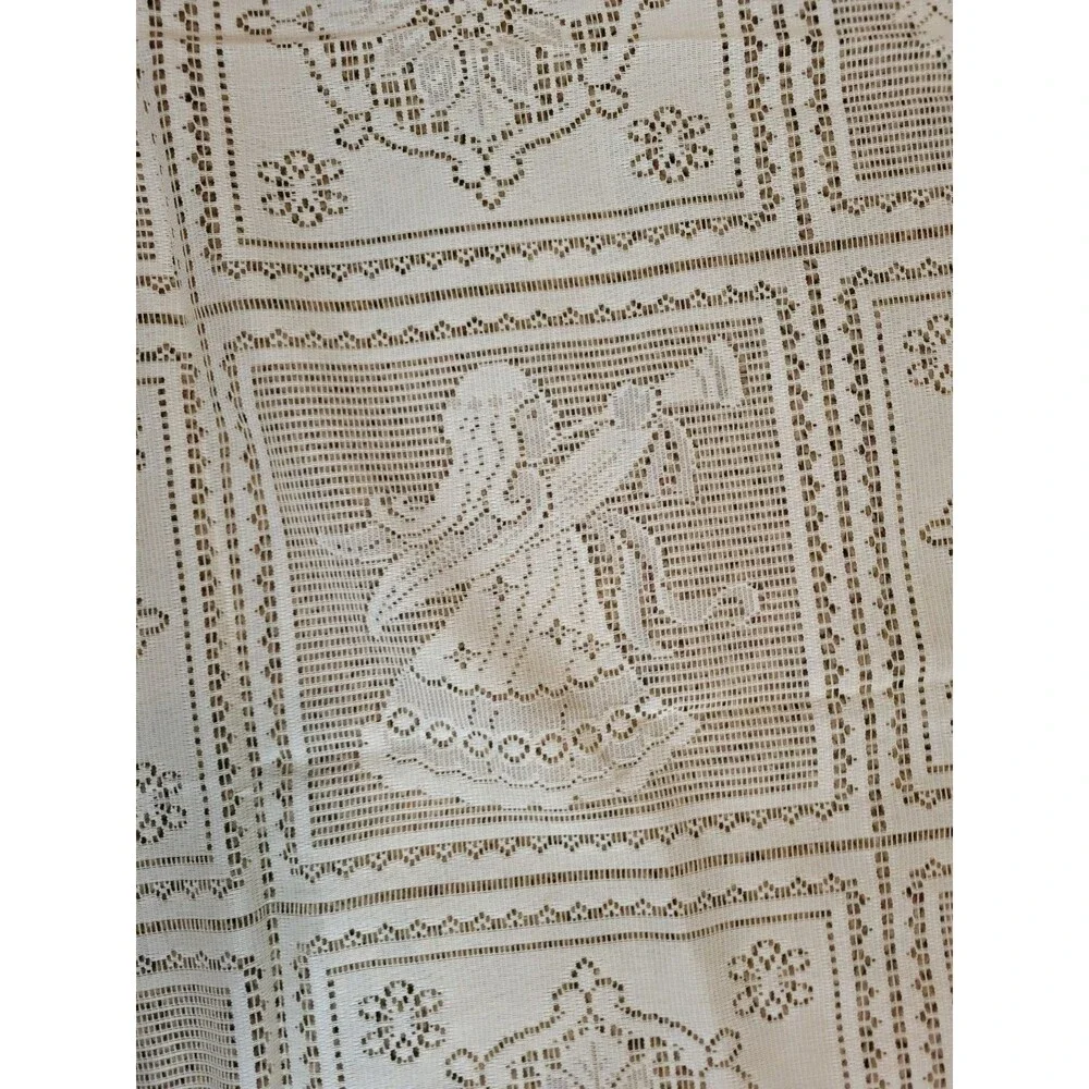 Vintage Artex Lace Winter Scene Obling 60x90 Tablecloth Ivory Christmas